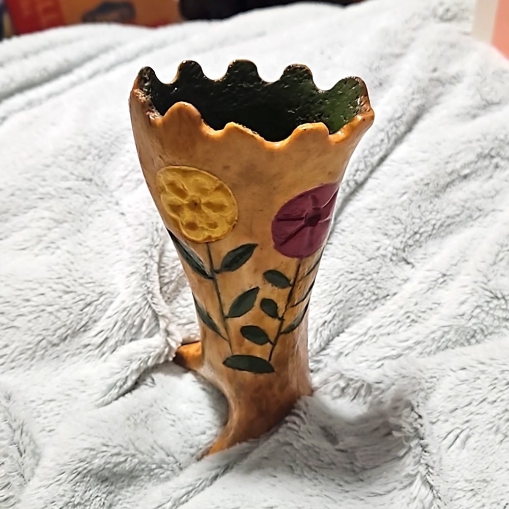 Unique Vase - Picture 2 of 7